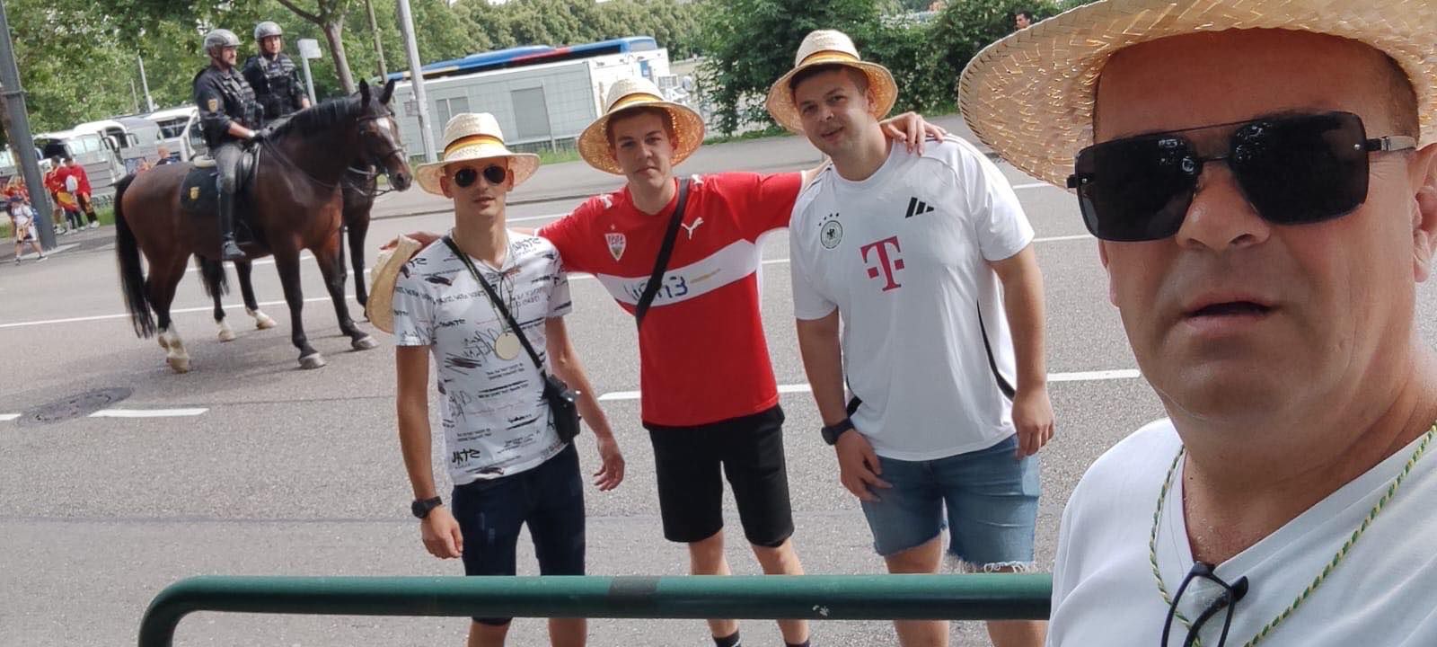 Atmosfera je bila navijačka, ali su se na kraju, razočarani ishodom utakmice, vratili u Mostar             
