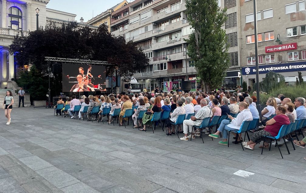 Maestro Zubin Mehta nakon 30 godina od koncerta u razrušenoj Vijećnici vratio se u Sarajevo