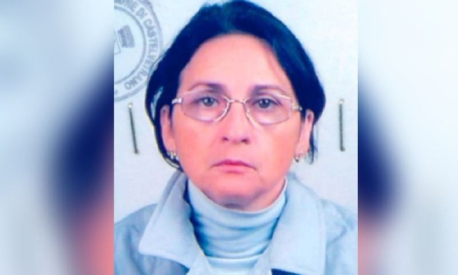 Rosalia, Denarova osoba od povjerenja i "alter-ego", bila je jedini član porodice koji je znao za dijagnozu raka svog brata prije nego što je umro.