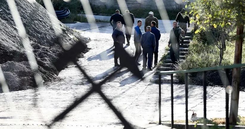 Početkom juna RMU Kreka donosi novu odluku o izboru najpovoljnijeg ponuđača za usluge trećih lica na izradi jamskih prostorija