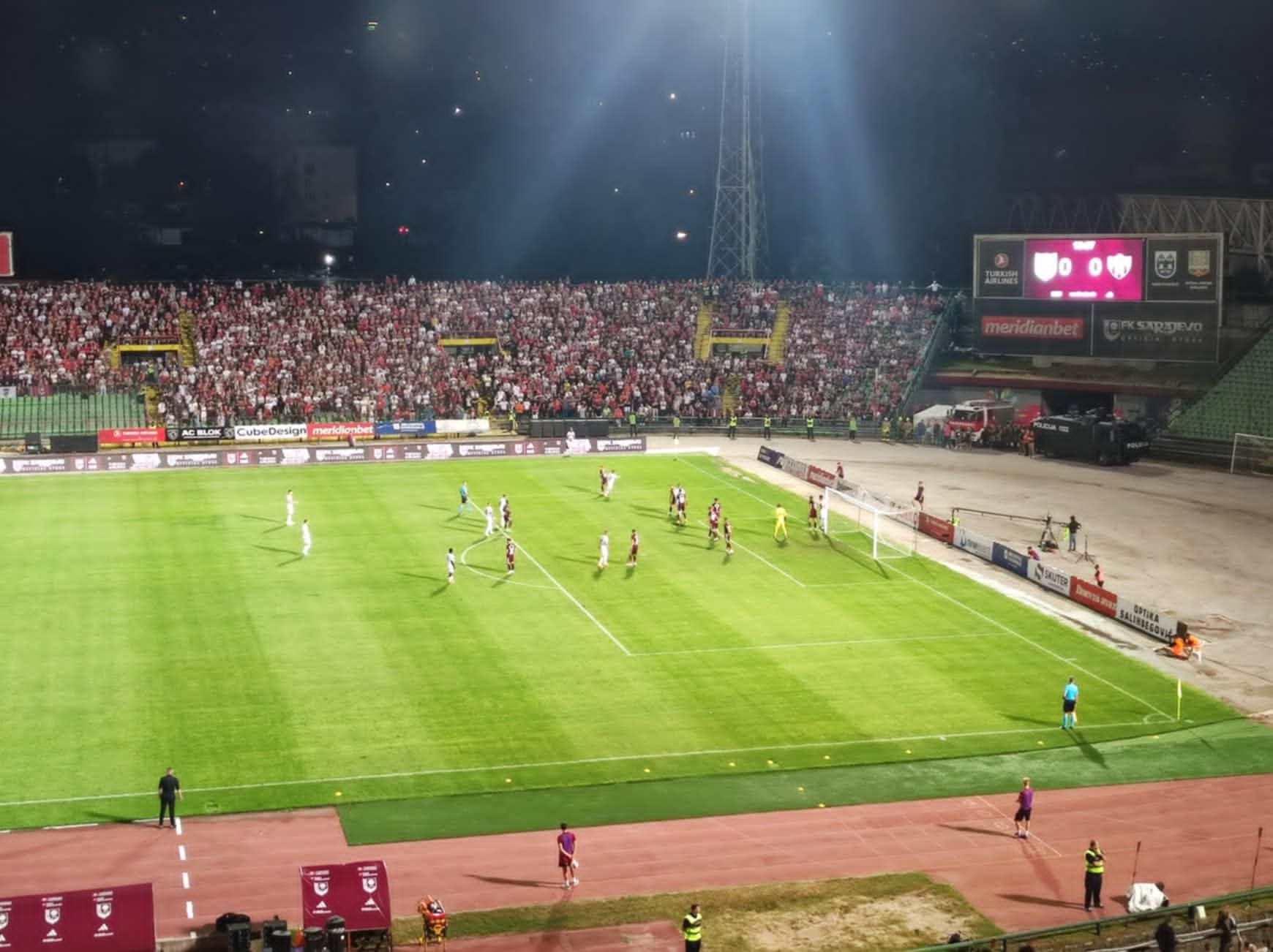 UŽIVO: FK Sarajevo- Spartak Trnava 0:0, navijači nose Bordo tim