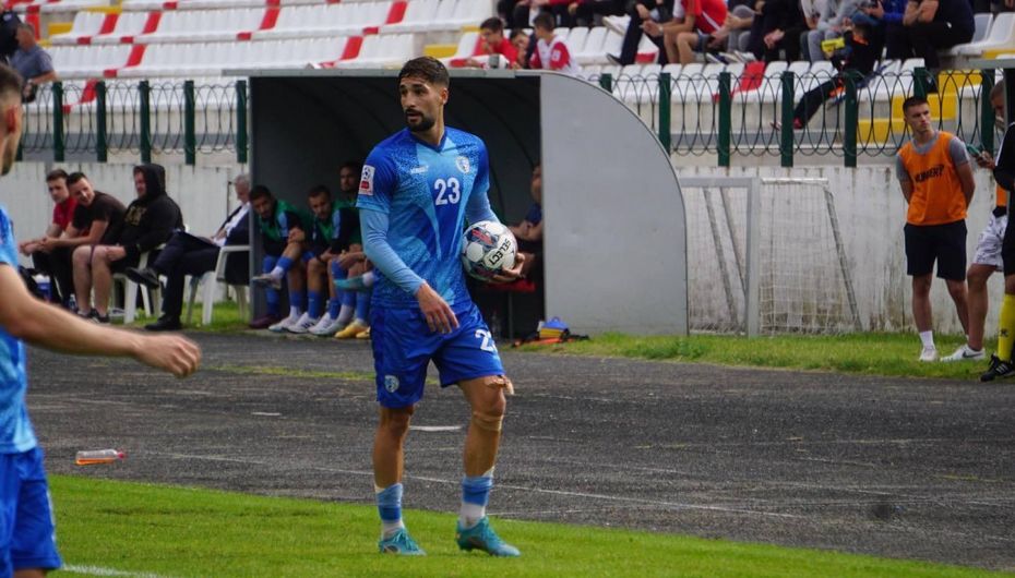 Prethodne sezone za Akhmat je odigrao 29 utakmica i postigao jedan gol