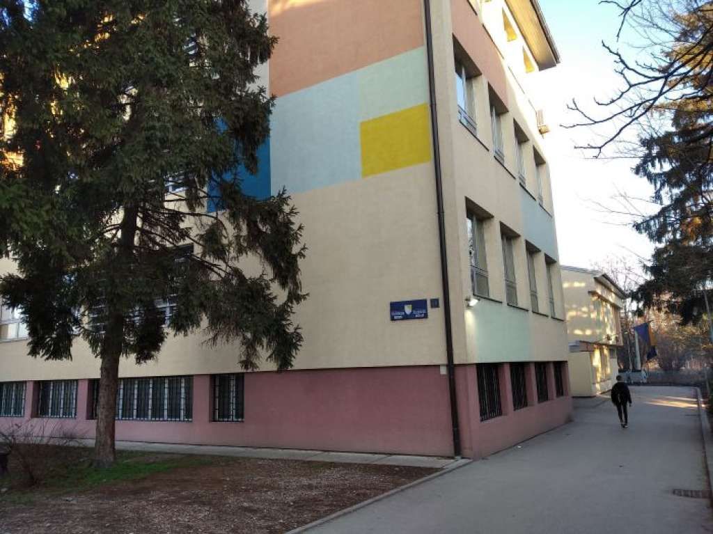 Popravni ispiti će se realizirati po principu pismenog i usmenog ispita             