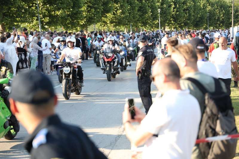 Ove godine je trinaesti put s kolegama motoristima odao počast žrtvama                             