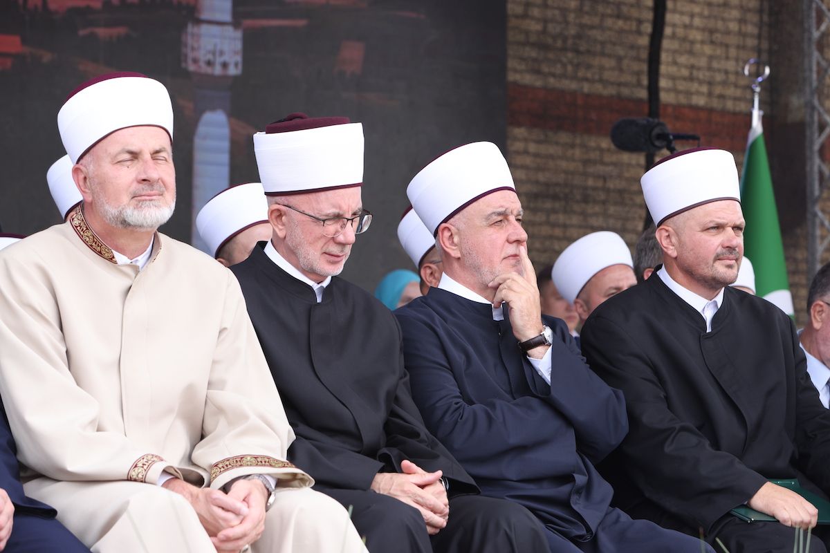 Reisul-ulema je džamiju proglasio otvorenom i vakufom Islamske zajednice                                                 