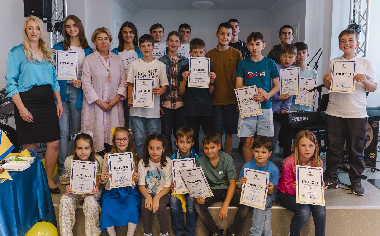 Održana je završna svečanost i podjela diploma učenicima                                   