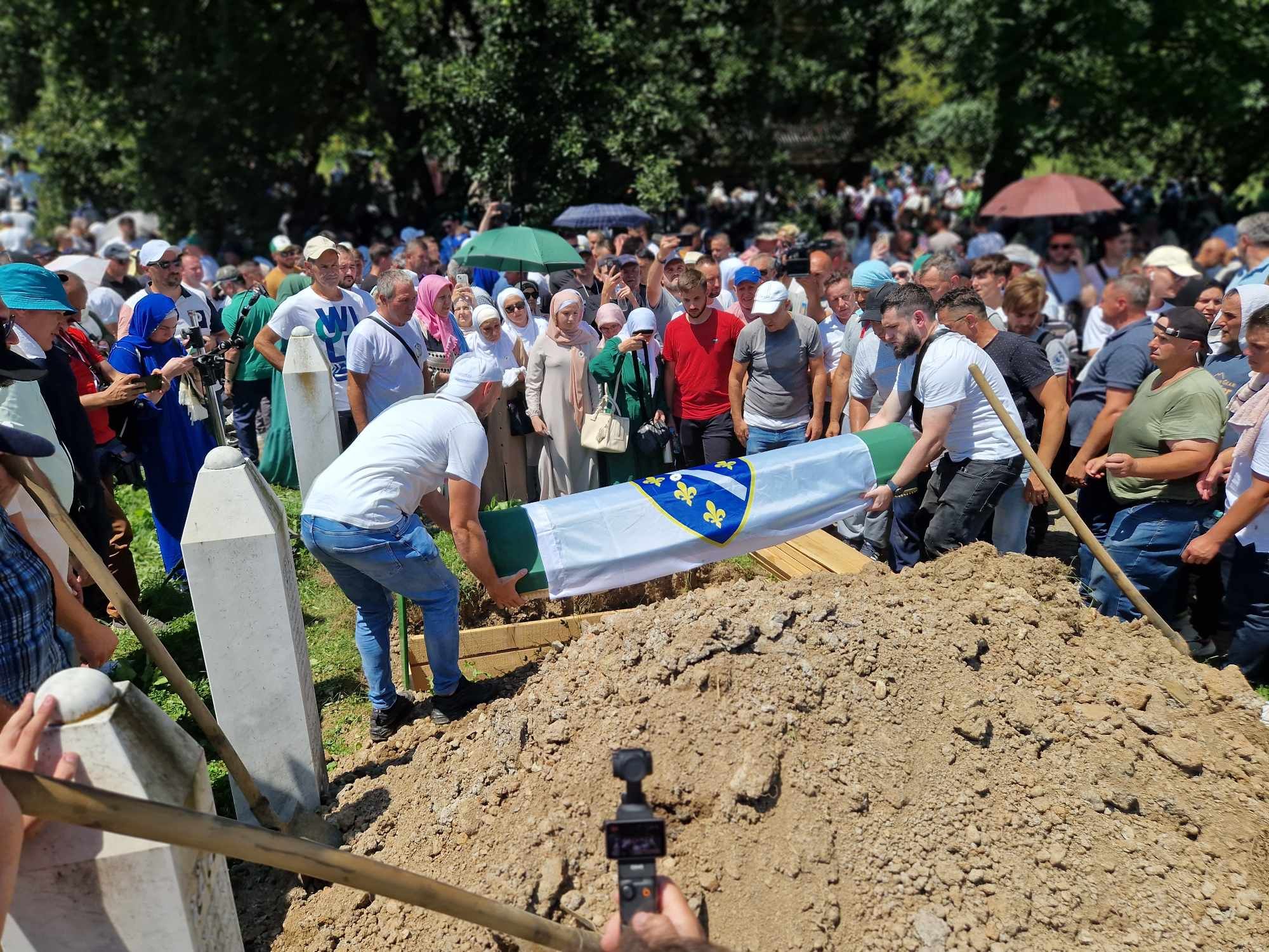 Samo zbog toga što su nosili drugo ime, vjeru, što su se drugačije izjašnjavali, ubijani su na najmučnije načine.