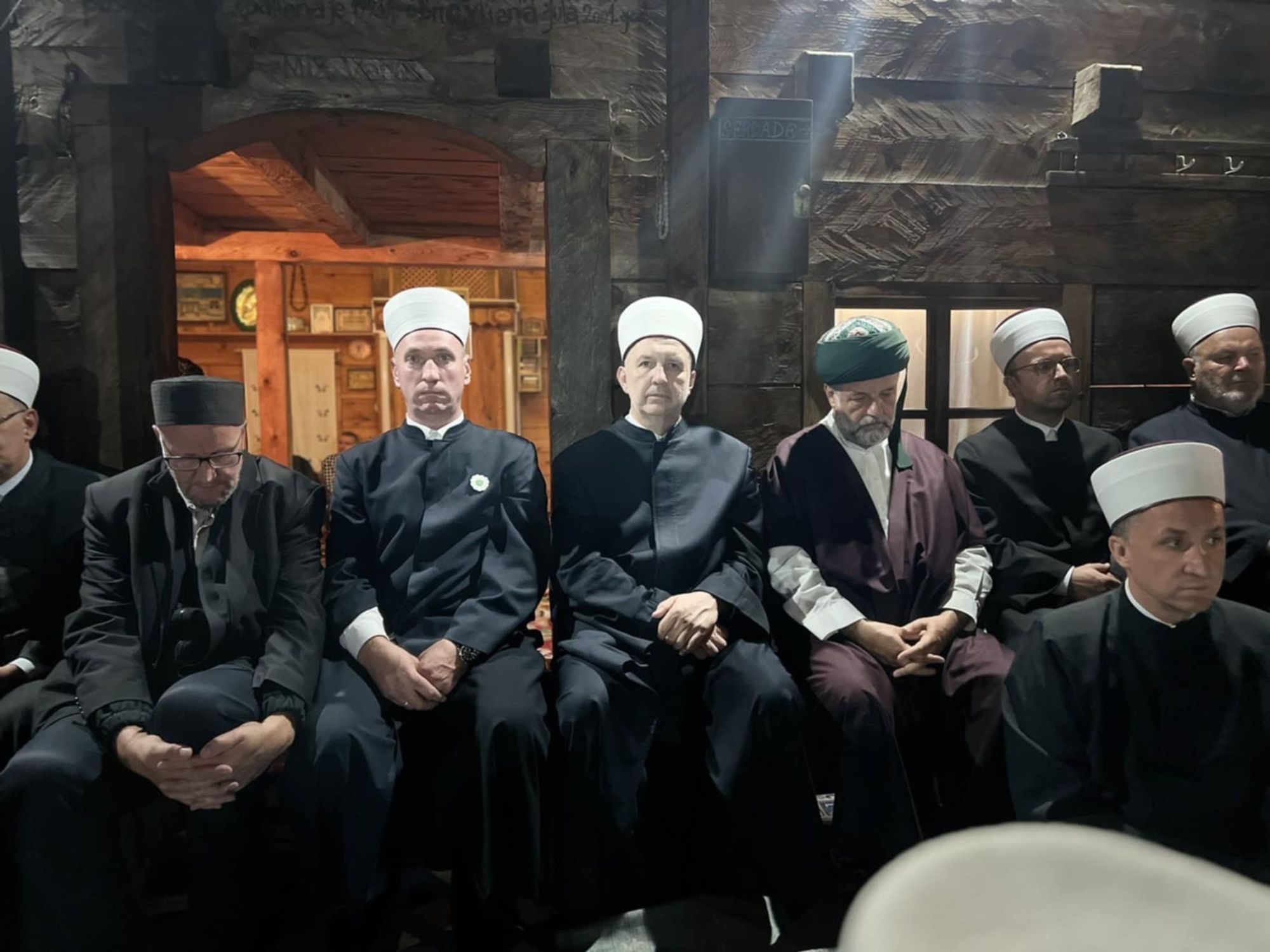Proučen tradicionalni mevlud i zikr na Karićima: Izvor velike inspiracije i duhovnosti