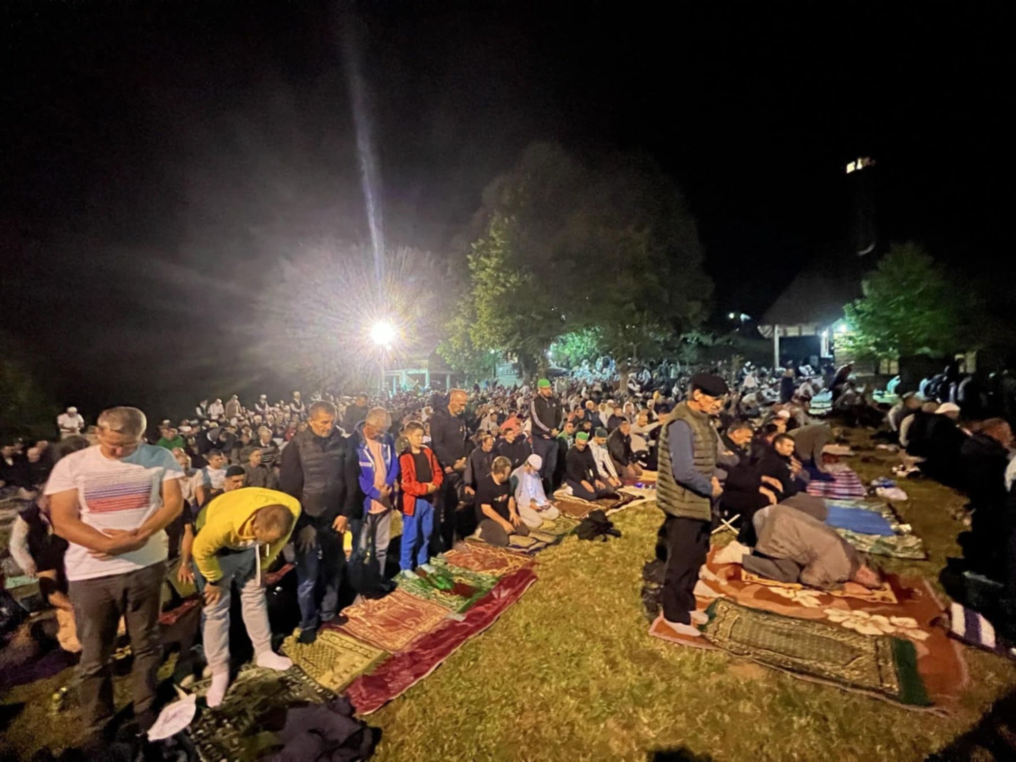 Proučen tradicionalni mevlud i zikr na Karićima: Izvor velike inspiracije i duhovnosti