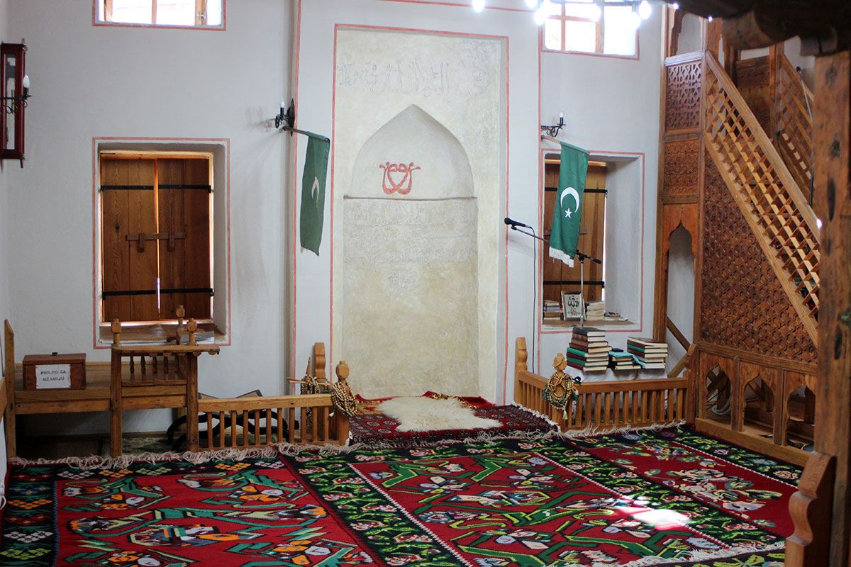 Bili smo u džamiji gdje je sultan Fatih klanjao džumu: Sutra dolaze brojni vjernici