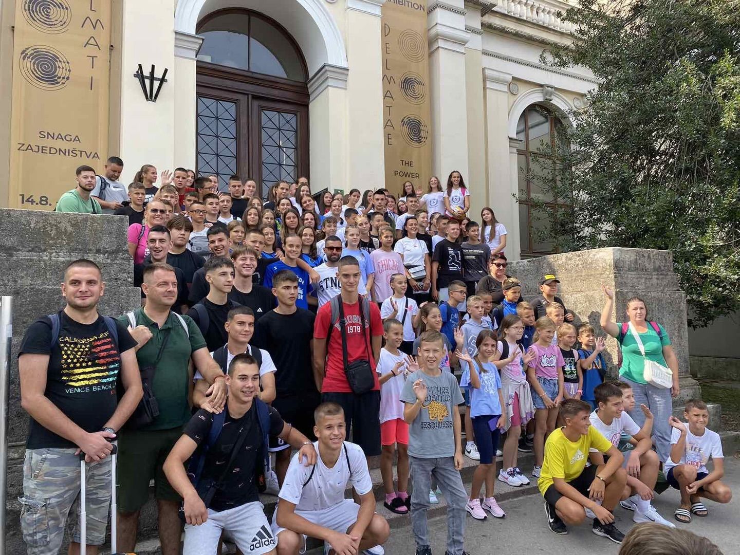 Na splitskoj Rivi u četvrtak navečer zatvorena je 28. sezona Sportskih igara mladih na kojima je u Hrvatskoj, BiH, Sloveniji i Srbiji sudjelovalo 328 hiljada mladih sportista