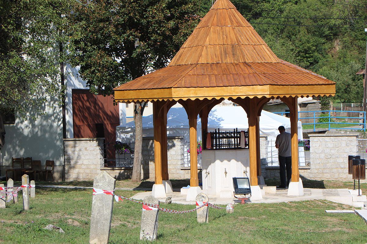 Bili smo u džamiji gdje je sultan Fatih klanjao džumu: Sutra dolaze brojni vjernici