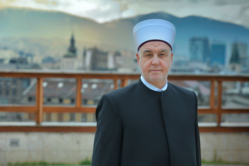 Učeći Kišnu dovu Allahu, dž.š., da nam oprosti grijehe, da se smiluje Svojim robovima i drugim stvorenjima i da spusti kišu