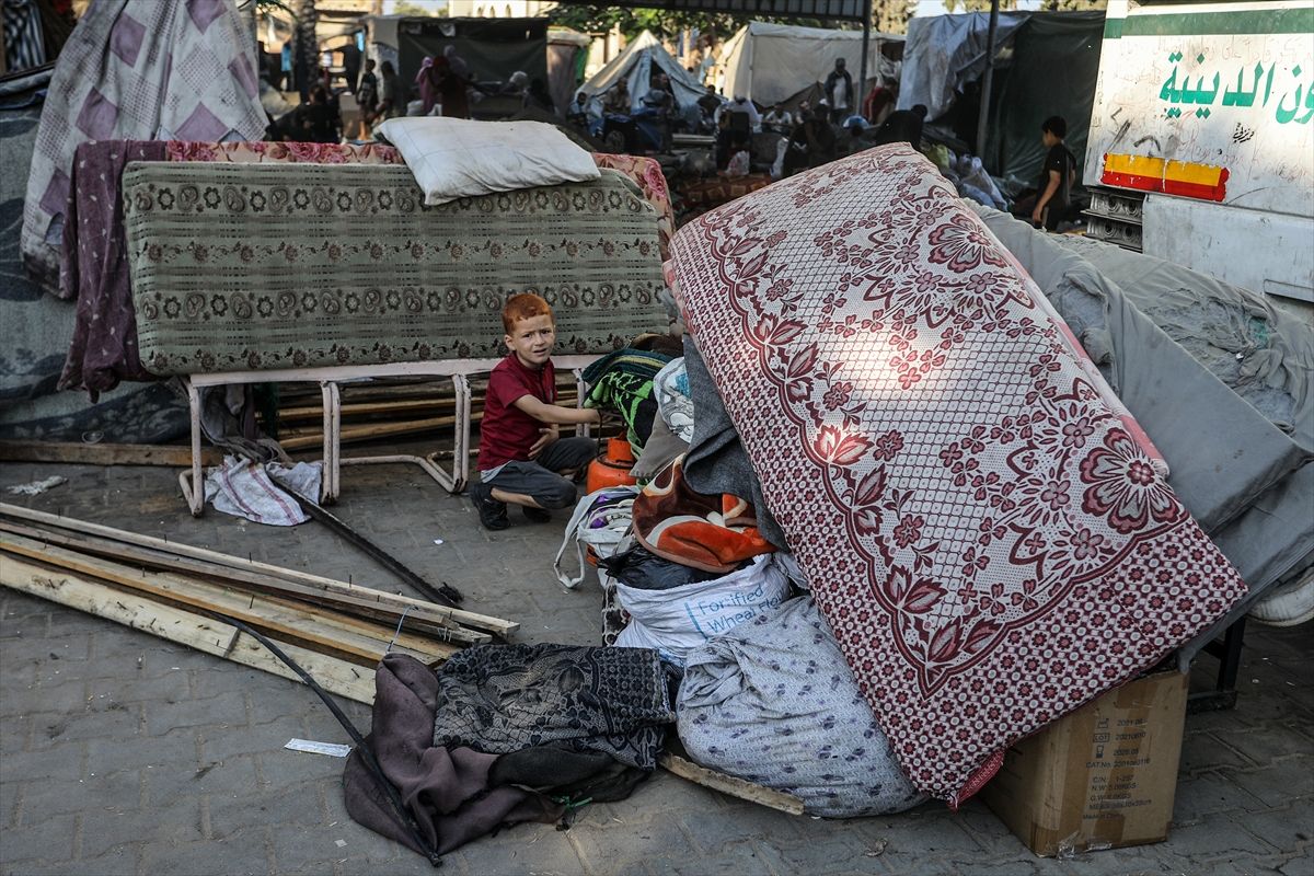 Tužne kolone iz Gaze: 250.000 stanovnika prisiljeno na evakuaciju zbog napada Izraela