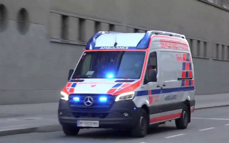 Naime, kako prenose austrijski mediji, jutro oko 10:15 bh. radnik je bio angažovan na poslovima čišćenja mašine u jednoj privatnoj kompaniji