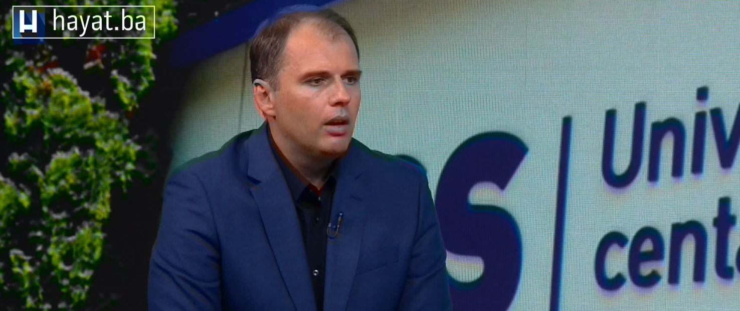 „To što Krešić govori, ne govori u svoje ime. On govori u ime oni koji će ga postaviti dakle „Trojke“ i HDZ-a, navodi tokom večerašnjeg gostovanja Reuf Bajrović.