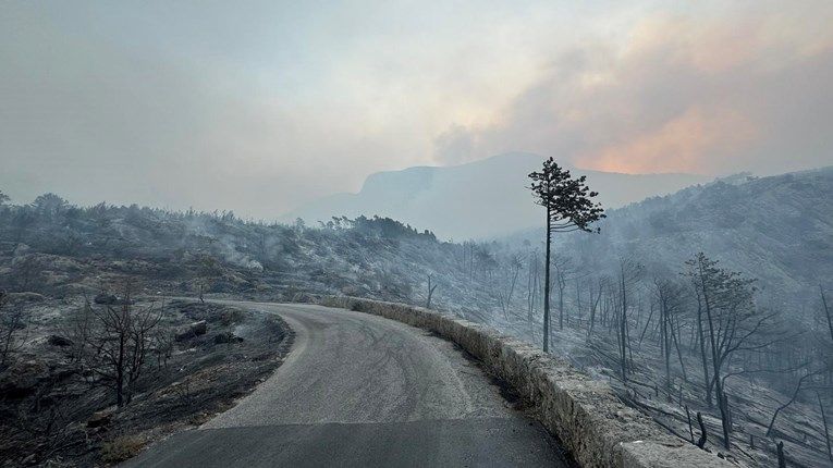 Sablasni prizori ogromne štete: Evo kako izgleda Park prirode Biokovo nakon požara