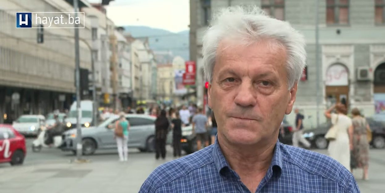 
Dok čekamo da država uvede zakon o slobodi govora u virtuelnom svijetu, čini se da ćemo imati više nepoštovanja kako vjerskih, tako i drugih institucija.