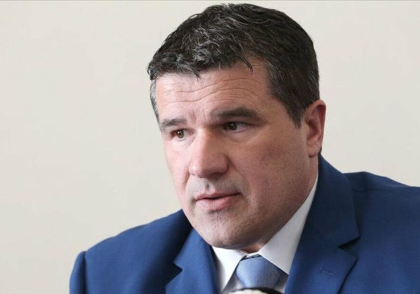 Za mnoge prilično “neprecizan” dopis Nezavisnog odbora Parlamentarne skupštine BiH doprinio je tome da Vijeće ministara BiH ne smijeni, ali ni ne razriješi Galića
