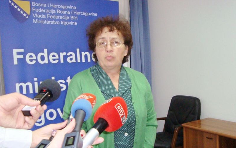 U najtežoj situaciji su penzioneri, odnosno stariji ljudi koji su najveći dio dana u kući i u zimskom periodu sasvim sigurno troše više struje nego u ovim ljetnim mjesecima.