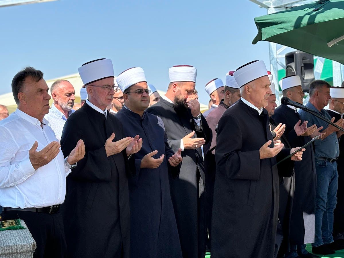 Gradačac: Proučena Dova za domovinu