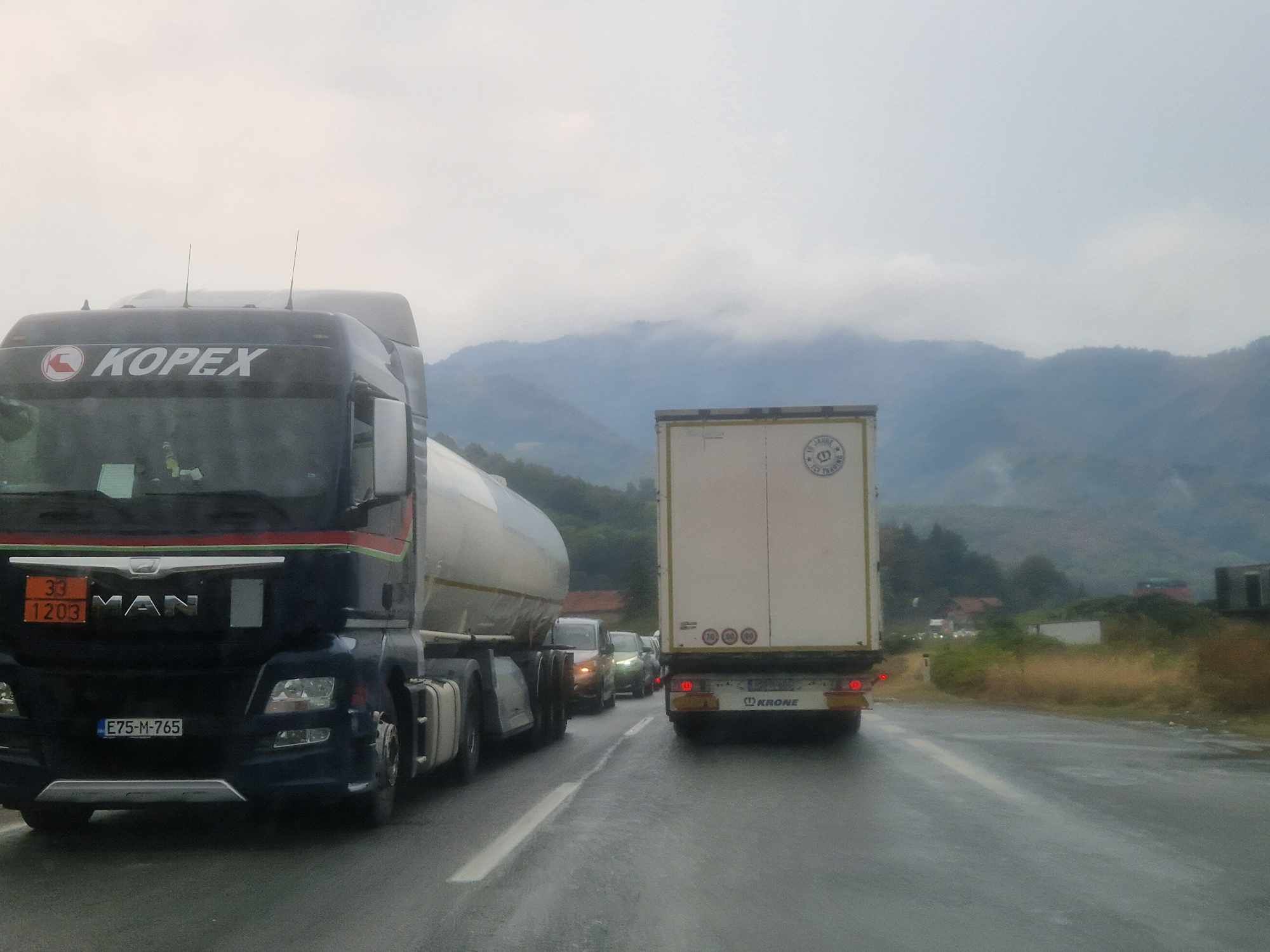 Saobraćajni kolaps na putu Zenica - Žepče: Kolone duge više od deset kilometara