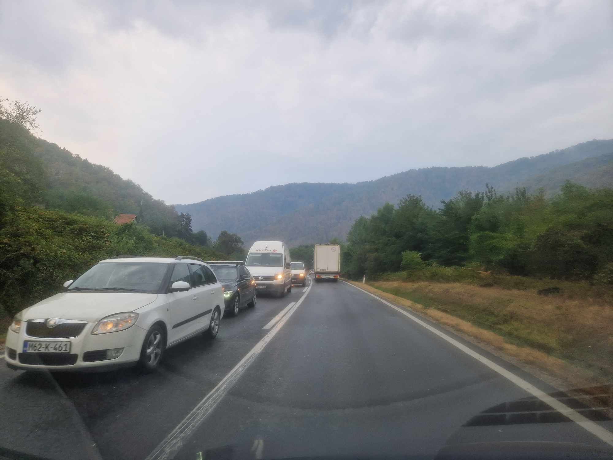 Saobraćajni kolaps na putu Zenica - Žepče: Kolone duge više od deset kilometara