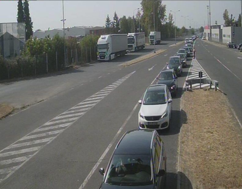 Od jutra duge kolone vozila na granicama: Velike gužve na putu Sarajevo - Mostar