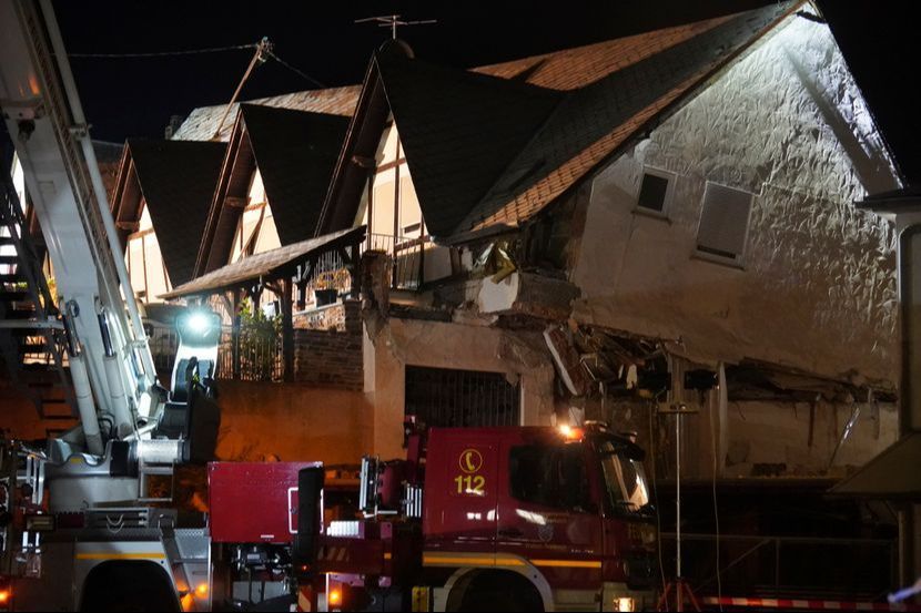 Stravične fotografije nakon što se srušio hotel u Njemačkoj: Ljudi zatrpani ispod ruševina