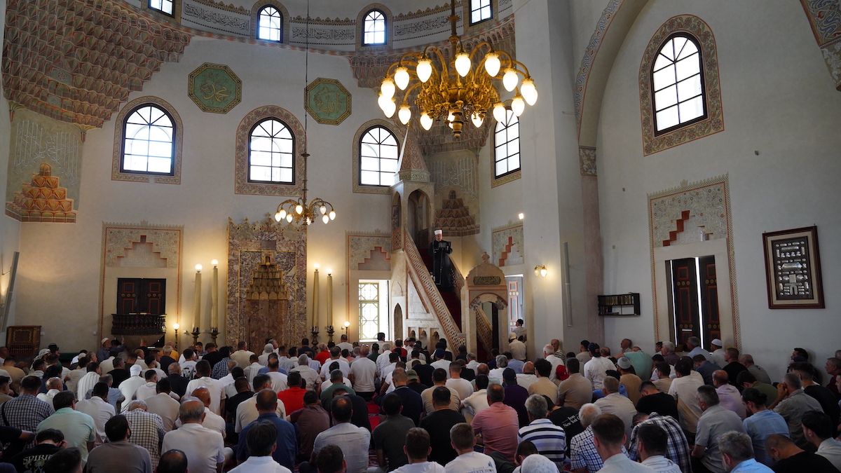 Vjernicima je također poručeno da nas „članstvo u Islamskoj zajednici obavezuje da budemo duhovno zreli, društveno angažirani i socijalno osjetljivi“