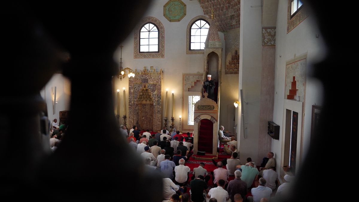 Vjernicima je također poručeno da nas „članstvo u Islamskoj zajednici obavezuje da budemo duhovno zreli, društveno angažirani i socijalno osjetljivi“