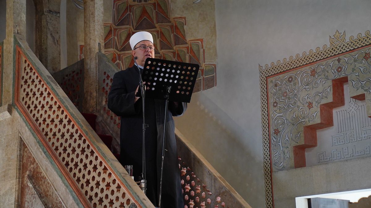 Vjernicima je također poručeno da nas „članstvo u Islamskoj zajednici obavezuje da budemo duhovno zreli, društveno angažirani i socijalno osjetljivi“