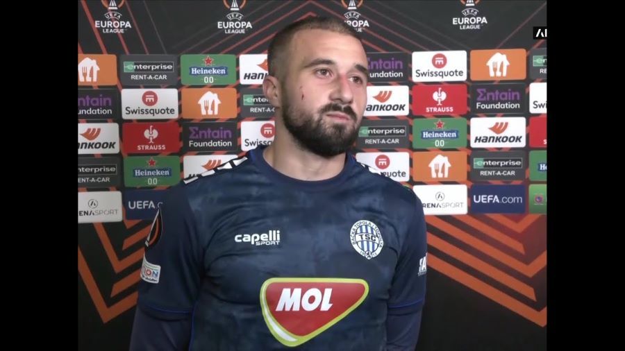 Đakovac se u 52. minuti odlično ubacio u prostor, iskoristio je pas Jovanovića i majstorski pogodio za 2:0