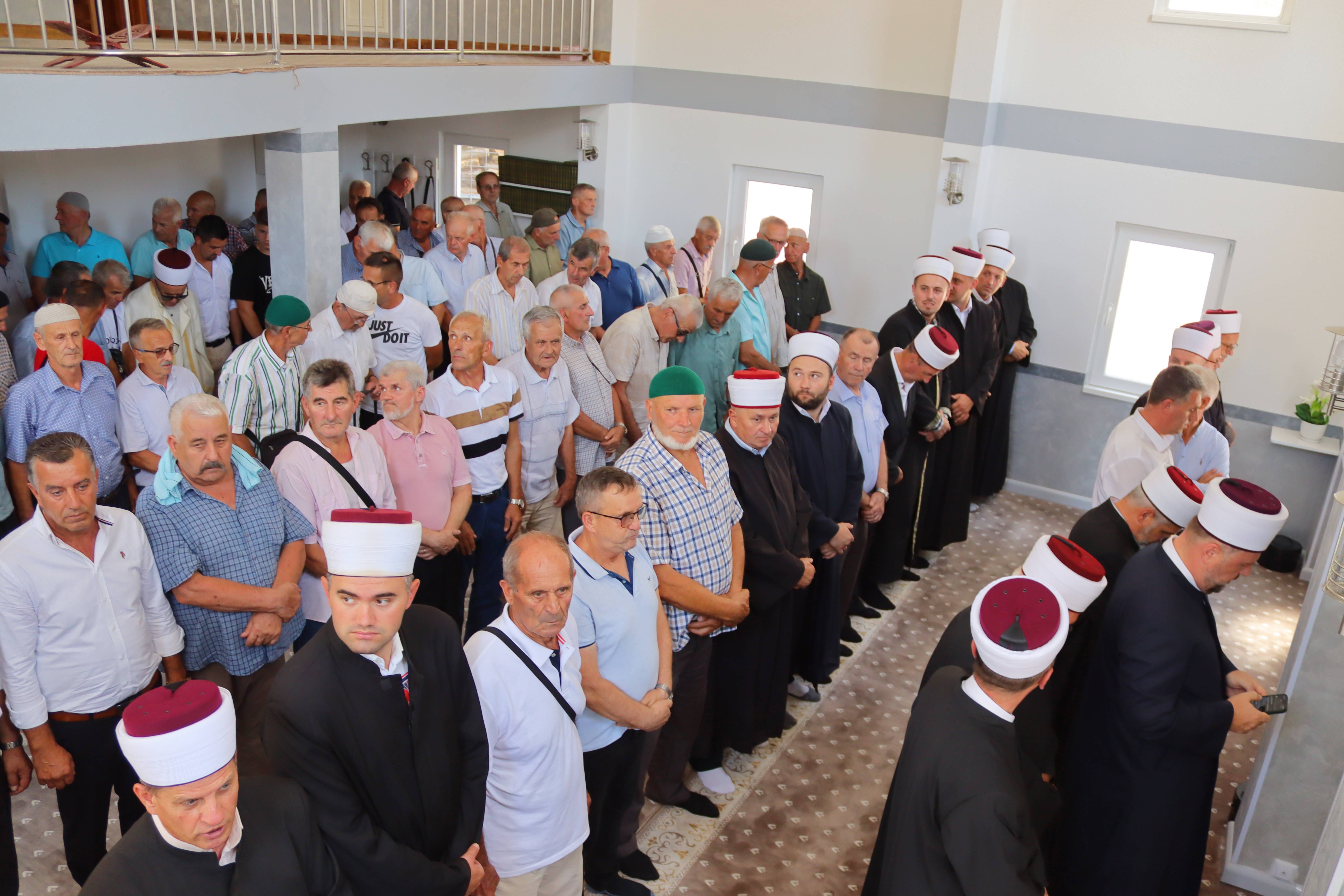 Današnje otvorenje džamije bio je trenutak velike radosti za sve džematlije ovoga džemata
