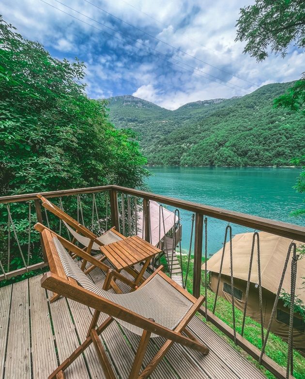 Jablaničko jezero nudi zaista odmor iz snova, pa ko kaže da se ljetuje samo na moru? Užitak je svuda oko nas