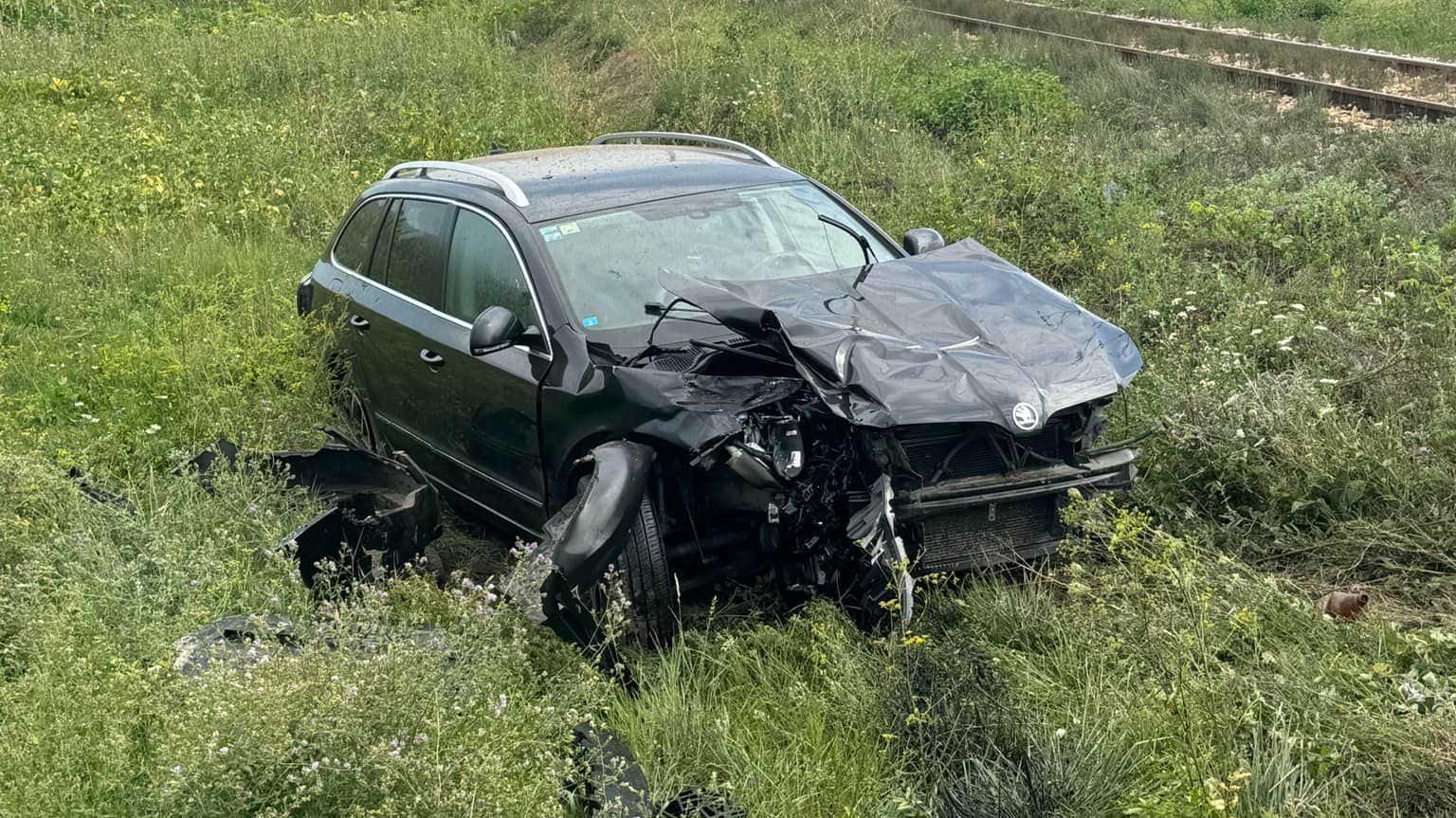 Slabo označen pružni prijelaz na kojem nema ni rampe, ali ni svjetlosne signalizacije pravi ozbiljne probleme mještanima Doboja kod Kaknja