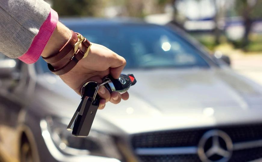 Vrućina najviše šteti unutrašnjosti automobila, ističe Ivić, a sve komponente su izložene velikim temperaturama, kada je automobil zatvoren i parkiran