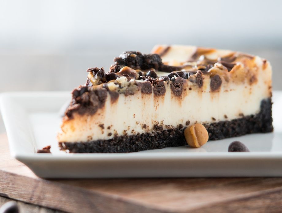 Riječ je o svojevrsnoj verziji cheesecakea koje se sljubljuje s ovim sastojcima u jedan neodoljivi desert