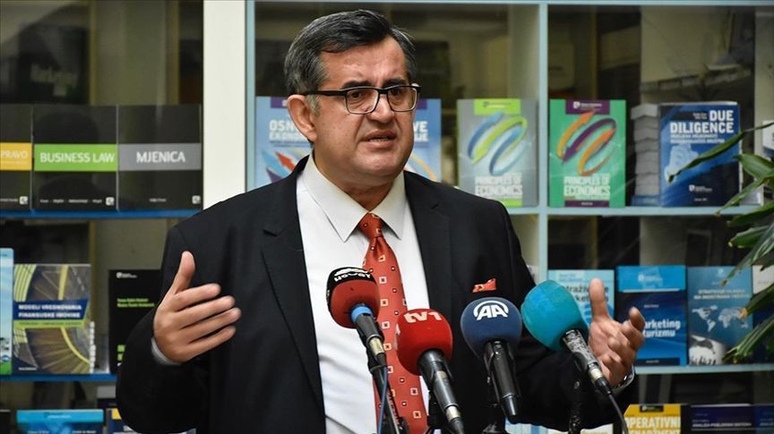 Bez obzira što imaju takav položaj, ukoliko to zloupotrijebe može im to biti jedan kamen oko vrata u daljim pregovorima