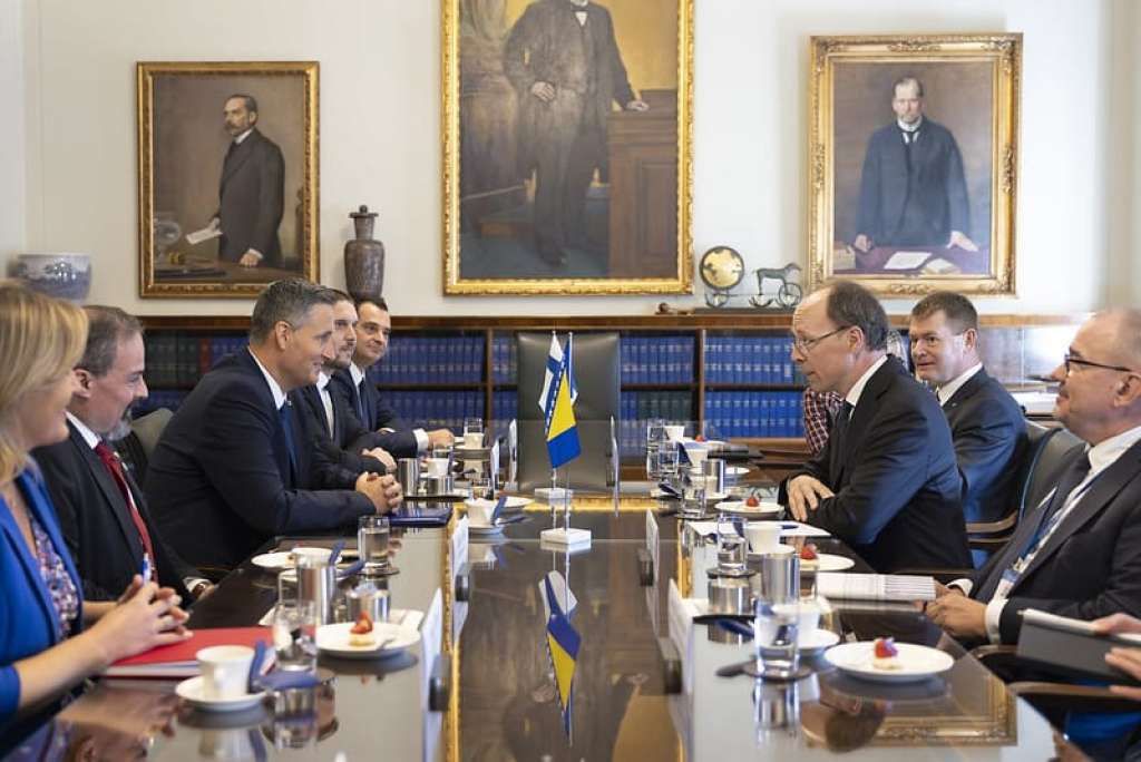 Predsjedavajući Bećirović izrazio je zahvalnost Finskoj koja je u proteklom periodu imala aktivnu ulogu u unapređenju mira i stabilnosti na zapadnom Balkanu.