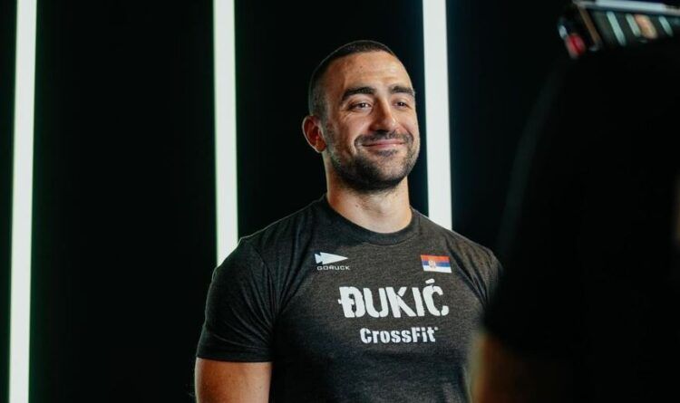 Spasioci su se brzo pojavili na mjestu nesreće, no nisu uspjeli doći do njega te je potraga u tijeku.