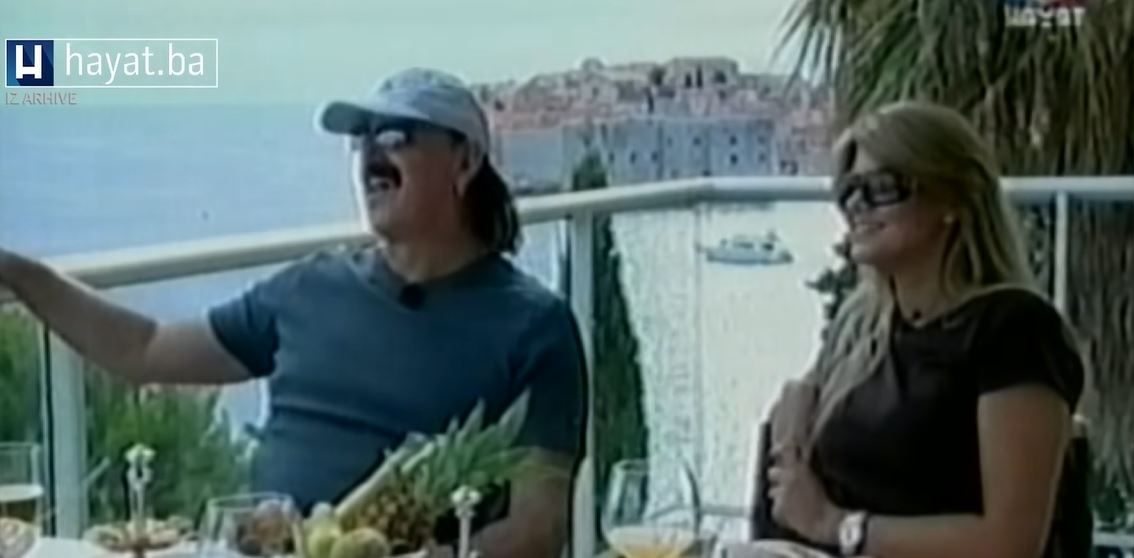 Bivši supružnici Haris i Melina Džinović svojevremeno su u jednoj od Hayatovih emisija otkrili brojne detalje iz njihove veze