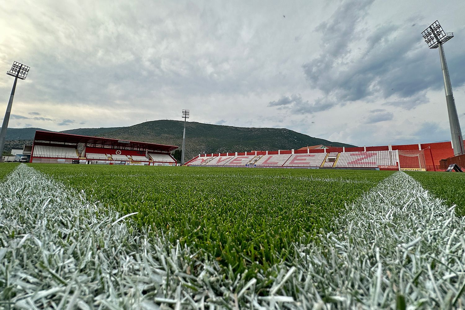 U prošlosezonskim duelima Velež je pobjedio tri puta,identičnim rezultatom od 1:0