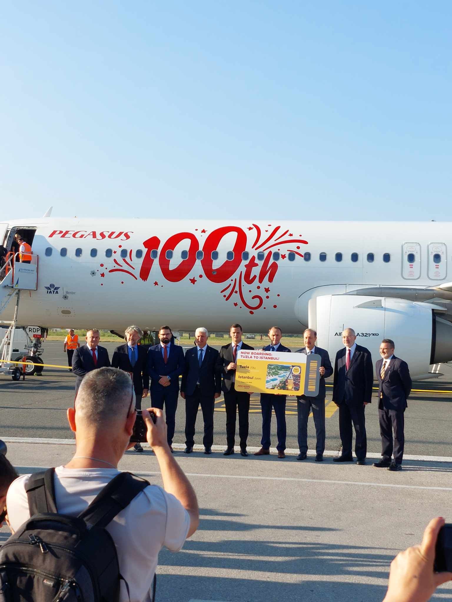 Prvi redovni let iz Istanbula: Na Međunarodni aerodrom Tuzla sletio 'Cumhuriyet'