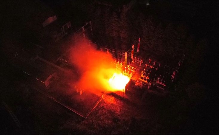 Snažna eksplozija u trafostanici u krugu Željezare uznemirila je mještane