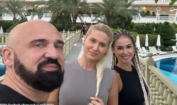 Ministar Isak često objavljuje fotografije iz privatnog života, a sada se javio sa godišnjeg odmora
