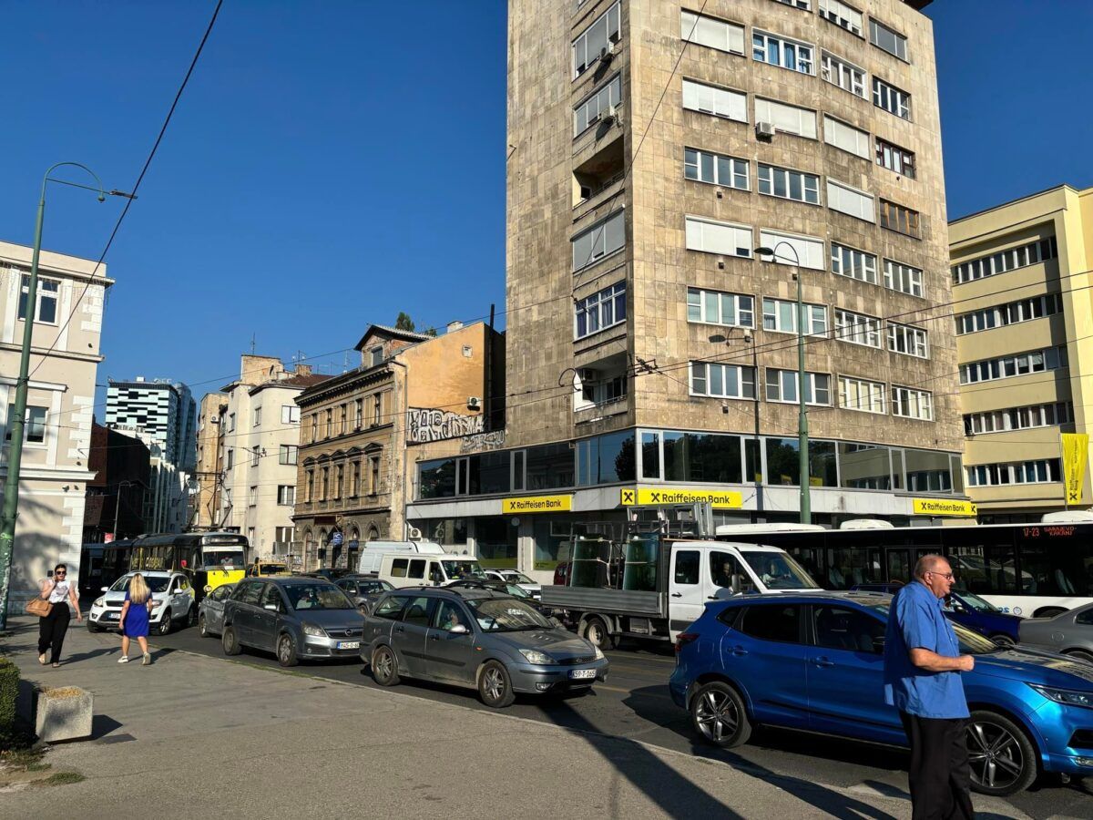 U gradu su zbog pogrešnih informacija nastale velike gužve                    