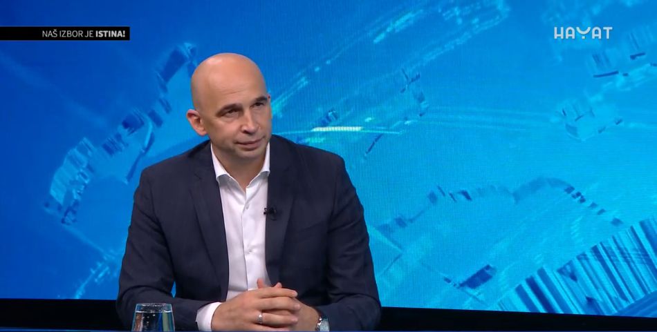'Dok američka administracija uvodi finansijske sankcije Dodiku i njegovim saradnicima, Trojka i Čović ga kroz Plan rasta spašavaju'