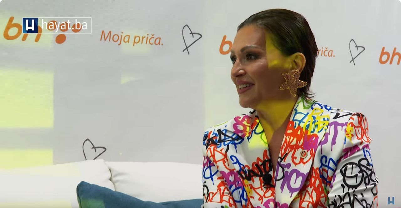 Kroz život i karijeru se bori, bori se i sa ovom novonastalom situacijom u muzici i čudnim trendovima