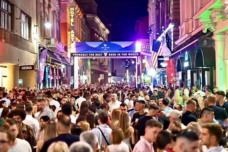 Najviše turista bilo je iz Bosne i Hercegovine, Hrvatske, Srbije, Slovenije, Crne Gore, Njemačke, Austrije, Italije, Švedske i Turkiye.